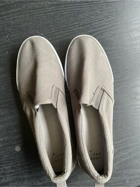 A New Day Slip on Canvas Shoes Size 10